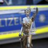 Ein junger Mann hatte eine Polizistin in Donauwörth beleidigt und stand nun vor Gericht.