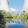 Der Fahrplan für den Atomausstieg ist beschlossen: Spätestens 2021 werden die Kühltürme des Gundremminger Kernkraftwerks nicht mehr dampfen. Die Gemeinde will aber weiter Energieproduktions-Standort bleiben. In Gundremmingen könnten zwei oder drei Gaskraftwerke gebaut werden, sagt Bürgermeister Wolfgang Mayer.   