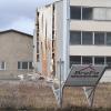 An einem Industriegebäude im Gewerbegebiet Kissing Mitte wurde die Fassade zerstört. 