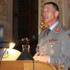 Generalmajor Kai Ronald Rohrschneider sprach im Oettinger Schloss über die derzeitige sicherheitspolitische Lage in Europa.  	