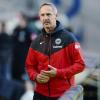Frankfurt-Coach Adi Hütter. Die Spiele von Eintracht Frankfurt lassen sich im Live-TV und Stream sehen. Hier gibt es die Infos zur Übertragung in der Bundesliga-Saison 2020/21.