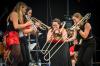 Die Musikerinnen der Band "Desperate Brasswives" stehen bei Festivals neben deutlich mehr Männern im Line-up.