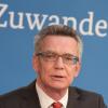 Bundesinnenminister de Maiziere sieht keinen Handlungsbedarf in der Einwanderungspolitik Deutschlands.