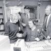 Vor 25 Jahren ging der Lokalsender hitradio.rt1 an den Start. Von links: Herausgeberin Ellinor Holland sowie die beiden Gründungsgeschäftsführer der rt1-Mediagroup, Jürgen Bartel und Werner Mittermaier, mit Moderator Patrick Krebitz 1987 im Studio.