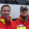 Jens Rabien (links) und Armin Kerler fahren mit den Johanniter-Weihnachts-Truckern Hilfsgüter nach Rumänien. 