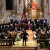 Ein umjubeltes Konzert in der Stadtpfarrkirche Mariä Himmelfahrt gaben der Kammerchor und die Orchesterwerkstatt Burgau mit Vokal-Gastsolisten am zweiten Adventssonntag. 