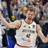 Eröffnete den Dreier-Regen der deutschen Mannschaft: Andreas Obst. Im Halbfinale geht es für Deutschland gegen Spanien. Alle Infos zur Basketball-EM und der Übertragung im TV und Stream gibt es hier. 