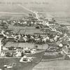 Um das Jahr 1910 entstand diese Luftaufnahme von Gersthofen, das damal noch ein landwirtschaftlich geprägtes Dorf war. Ein Ballonfahrer fotografierte aus 250 Metern Höhe.