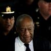 Bill Cosby drohen mehrere Jahre Haft. Er soll sich 2004 an einer Frau vergangen haben.