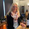 Gabi Nordmann bietet in Raisting mediterrane Weine und einen Catering-Service an. Nach telefonischer Anmeldung berät sie die
Kunden.