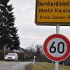 Auf der Kreisstraße entlang der Bernhardisiedlung in Kaisheim gilt Tempo 60. Mitglieder des Gemeinderats wüschen sich dort eine Höchstgeschwindigkeit von 50 Stundenkilometern.