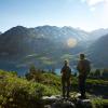  Mit dem Blick auf den Formarinsee, aus dem der Wildfluss Lech entspringt, startet die Weitwanderroute Lechweg. Sie verläuft auf 125 Kilometern von Vorarlberg übers Tiroler Lechtal bis ins bayerische Allgäu