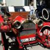 Zahlreiche Liebhaber älterer Automobile kamen am Sonntag, den 5. September 2009, nach Pöttmes zum Oldtimertreffen.