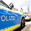In Schwabmünchen kam es am Donnerstag an einer Kreuzung zu einem Unfall. Die Polizei bittet um Hinweise.