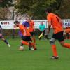 Mit dem FC Maihingen (in Orange-Schwarz) hat der VfR Neuburg das zweite Rieser Bezirksliga-Team in Folge bezwungen.