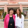 Stephanie Brenner hat 50 Prozent der Mode Frey OHG in Burgau übernommen. Mit ihrer Mutter Antonie Frey-Brenner wird sie das Modehaus im Herzen Burgaus mit vielen neuen Ideen in die Zukunft führen.  	