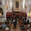 Die Chorgemeinschaft und das Salonorchester Belle Epoque gaben zum Abschluss des Kult(o)ursommers ein Konzert in der Kirche Emersacker. 	