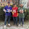 Simon Mies, Raphael Bauer und Benedikt Greppmair sind bei den Friedberg Penguins. Die drei freuen sich schon auf den Super Bowl.