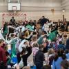 Tanz der Zauberlehrlinge, beim Schulkonzert der Augsburger Philharmoniker in der grundschule vor dem Roten Tor.