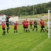 Die SpVgg Ederheim gewann zum Auftakt gegen die Gäste aus Großsorheim. Das Bild zeigt Markus Zöllner (links), der per Kopf das 4:1 erzielte. Foto: Mack