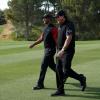 Phil Mickelson (r) und Tiger Woods bei einem Turnier in Las Vegas im Jahr 2018.