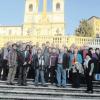 Die Pilgergruppe der Pfarreien Ehingen und Belzheim auf der Spanischen Treppe in Rom. 