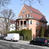 Bei der Stadt Augsburg liegt ein Antrag vor, anstelle dieser historischen Villa in der Perzheimstraße einen Neubau zu errichten.