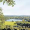 Diesen „Postkartenblick“ hat der Wanderer auf dem bereits ausgeschilderten „Panoramahöhenweg“, der von Thalfingen nach Unterelchingen führt (Start Friedhof Thalfingen).  