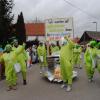 Buntes Treiben herrscht am Faschingssonntag auf Wehringens Straßen.