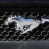 Ford Mustang: Der schöne Oldtimer mit dem galoppierenden Pferd ist ein Klassiker. In Vogelsang war nun ein solches Auto in einen Unfall verwickelt.