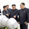 Kim Jong Un ließ diese Bilder einer angeblichen Wasserstoffbombe verbreiten, kurz darauf ließ der Test der bisher stärksten Atombombe seines Regimes die Erde beben. 