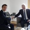 Das Foto täuscht: Das Treffen von Emmanuel Macron (links) und Olaf Scholz in Brüssel war alles andere als harmonisch.