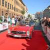 Die Maximilianstraße in Augsburg stand am Sonntag im Zeichen der Fuggerstadt Classic. Dort gab es über hundert Oldtimer zu bestaunen.