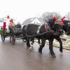 Das hat selbst dem Nikolaus gefallen – eine Kutschfahrt durch Unterknöringen, um zu den Kindern zu kommen. 	