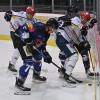 Gegen Schweinfurt mühten sich die Riverkings in ihrem Heimspiel in der Eishockey-Bayernliga zum Sieg. Ein Doppelschlag sechs Minuten vor dem Ende sorgte für die Entscheidung. Foto: Thorsten Jordan