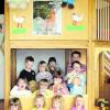 Erst neun Jahre alt ist der Kindergarten am Manndlacker in Baindlkirch, hier ein Teil der Teddybärgruppe im Jahr 2008. Laut Bürgermeister Anton Drexl ist nicht geplant, die Einrichtung die nächsten Jahre zu schließen. Foto (Archiv): Brigitte Glas