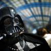 Darth Vader ist der Bösewicht in Star Wars. Am Ende opfert er sich jedoch um seinen Sohn zu retten.