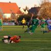 Pfäfflingen/Dürrenzimmern (grüne Trikots) musste in Alterheim eine 0:2-Niederlage hinnehmen.  	