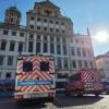 Das Augsburger Rathaus ist am Freitagvormittag Schauplatz eines größeren Einsatzes von Feuerwehr und Polizei geworden. Grund war eine ausgelöste Brandmeldeanlage.