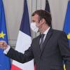 Auch Olaf Scholz (links) reiste nach seiner Wahl zuerst nach Paris zu einem Besuch bei Präsident Emmanuel Macron. 	