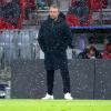 Sorgte mit seinen Aussagen nach der Pleite gegen PSG für Diskussion: Bayern-Coach Hansi Flick.