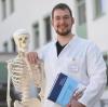 Markus Thomsen ist Medizinstudent. Er findet den neuen Medizin-Campus in Augsburg gut. 