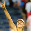 Angelique Kerber freut sich bei den US Open nach dem Dreisatzsieg gegen Venus Williams.