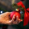 In diesem Jahr wird der traditionelle Weihnachtsbesuch bei Verwandten zur Herausforderung.