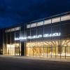 Das neue Bauhaus Museum Dessau ist vor wenigen Tagen im Rahmen des Jubiläumsjahrs zu 100 Jahren Bauhaus eröffnet worden. Die farblichen Nuancen des Baus mit viel Glas stammt von Keimfarben aus Diedorf. 	
