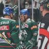 Zwei Tore steuerte Drew LeBlanc (Mitte) zum 3:0-Sieg gegen Linz bei. Schon am Donnerstag steht das erste Spiel in der Champions Hockey League an.