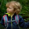 Diese Szene lief bereits am vergangenen Donnerstag: Die dreijährige Valentina Sayer aus Ehekirchen geht als Vicky mit ihrem Papa Florian Brunner (Tommy Schwimmer) im Wald spazieren. 