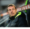 Trainer Markus Weinzierl muss nach der Verletzung von Paul Verhaegh Änderungen in der Defensive vornehmen.