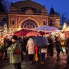 Der Gögginger Weihnachtsmarkt vor dem Gögginger Kurhaus ist ein Besuchermagnet und daher wie vieles andere in diesem Jahr nicht möglich.