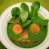 Vegane Spinat-Suppe: Der Einfluss veganer Ernährung auf die Gesundheit ist noch wenig erforscht.